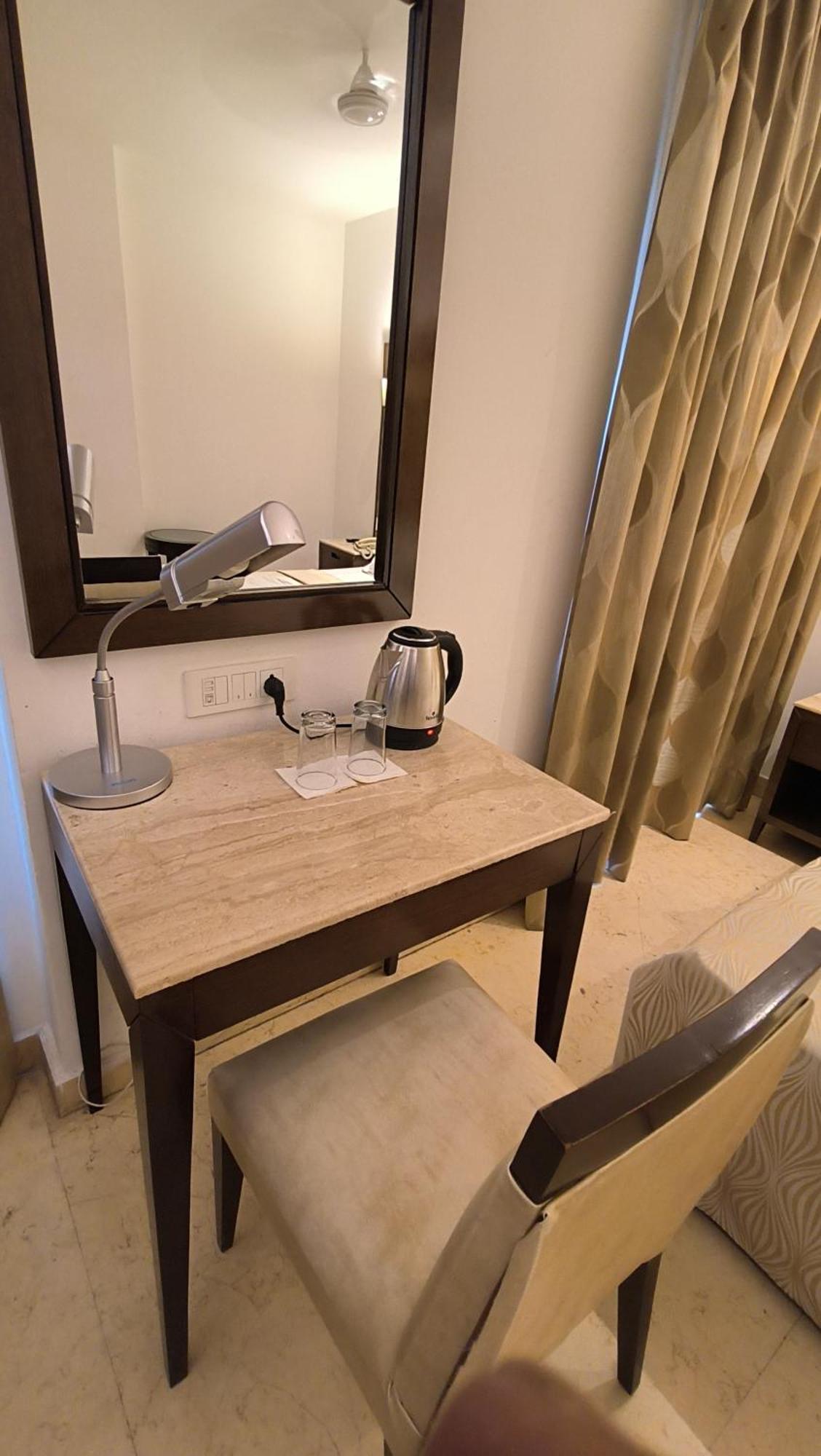 Metropolis Tourist Home Paharganj นิวเดลี ภายนอก รูปภาพ