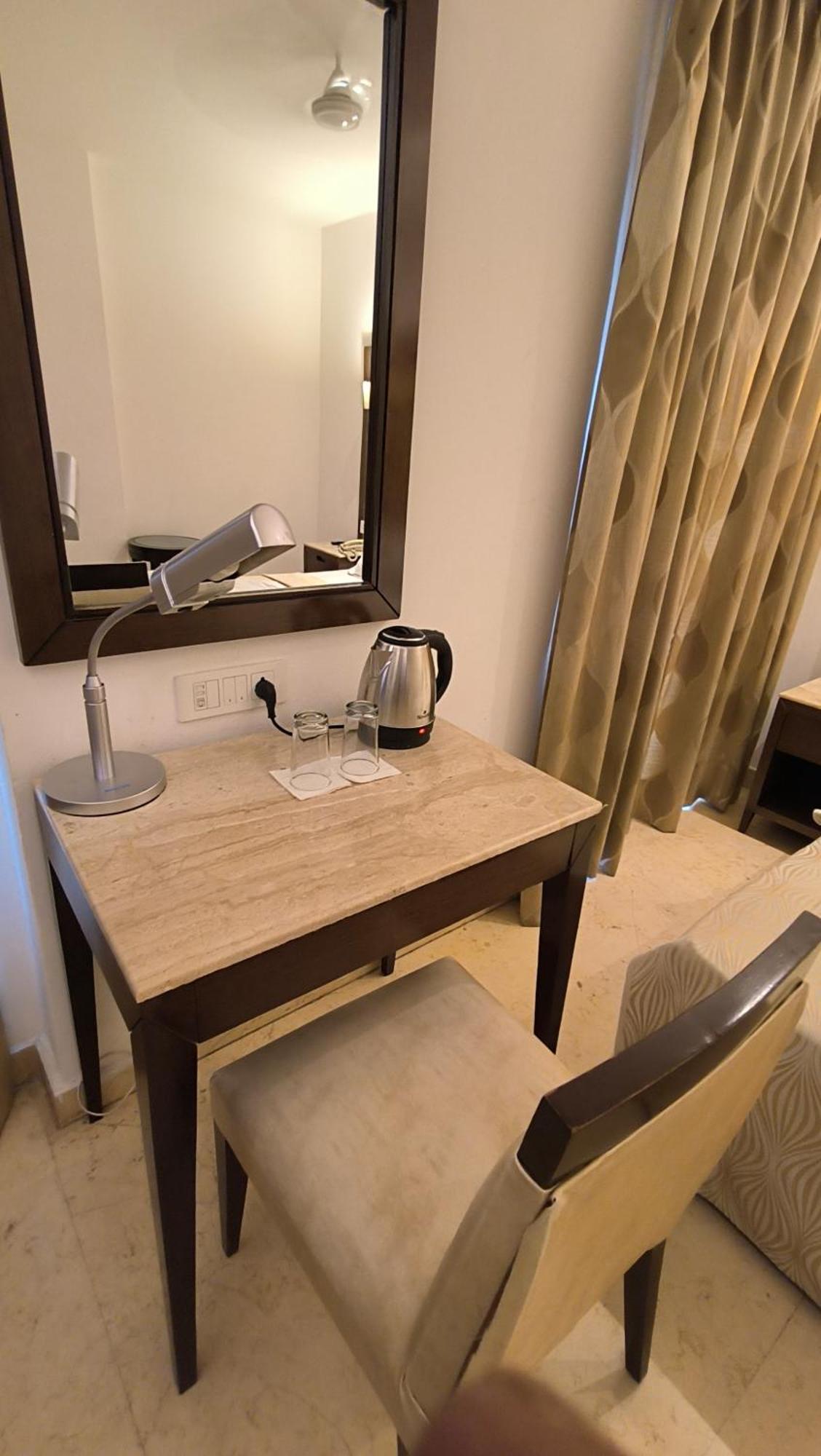 Metropolis Tourist Home Paharganj นิวเดลี ภายนอก รูปภาพ
