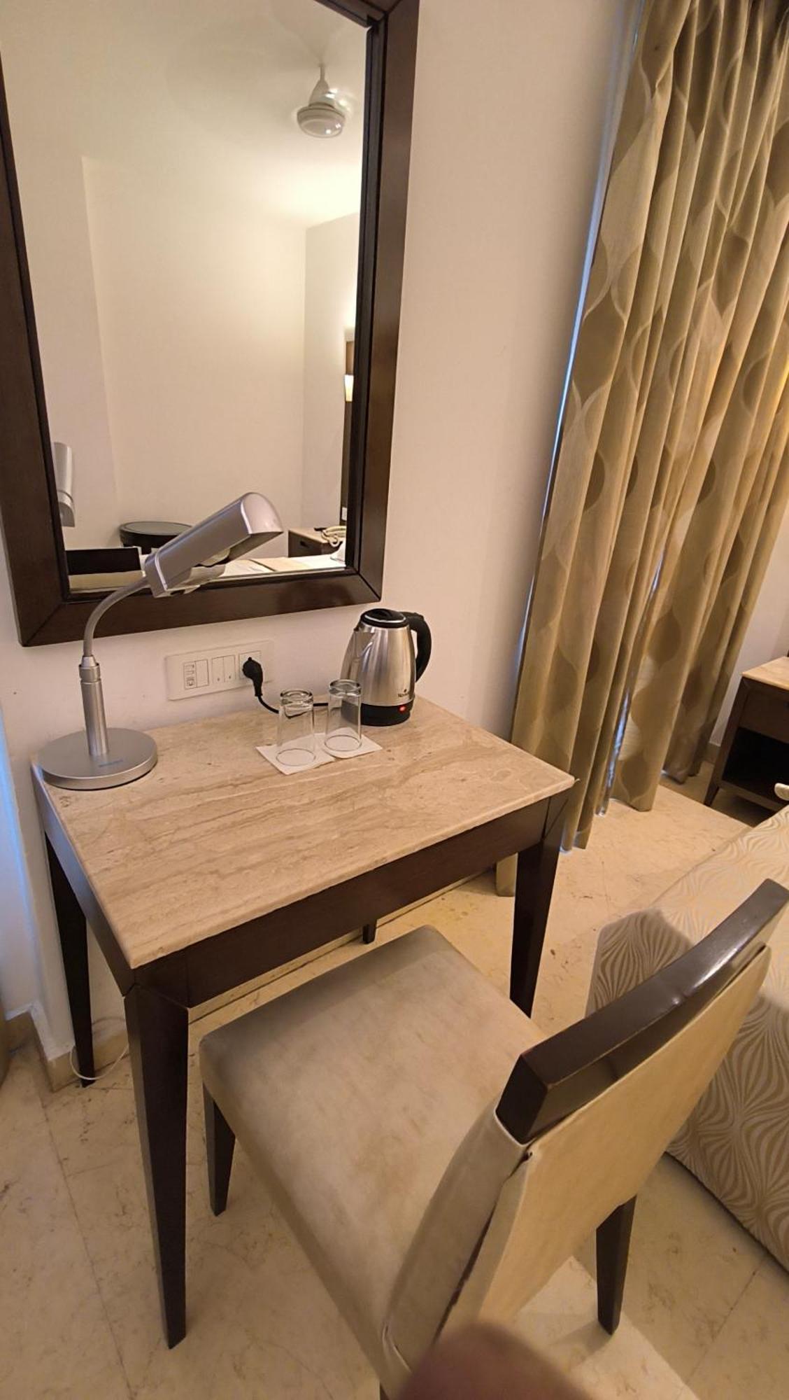 Metropolis Tourist Home Paharganj นิวเดลี ภายนอก รูปภาพ